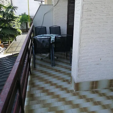 Apartment Ivo *