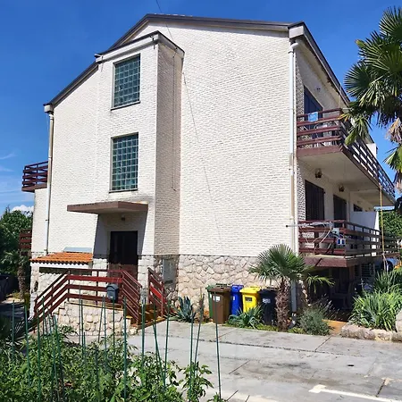 Apartment Ivo *