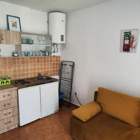 Ivo Appartement Njivice