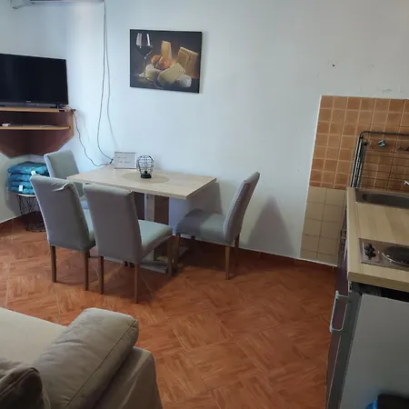 Ivo Apartman
