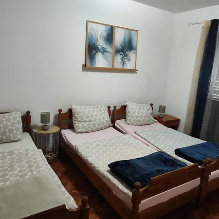 Apartman Ivo *